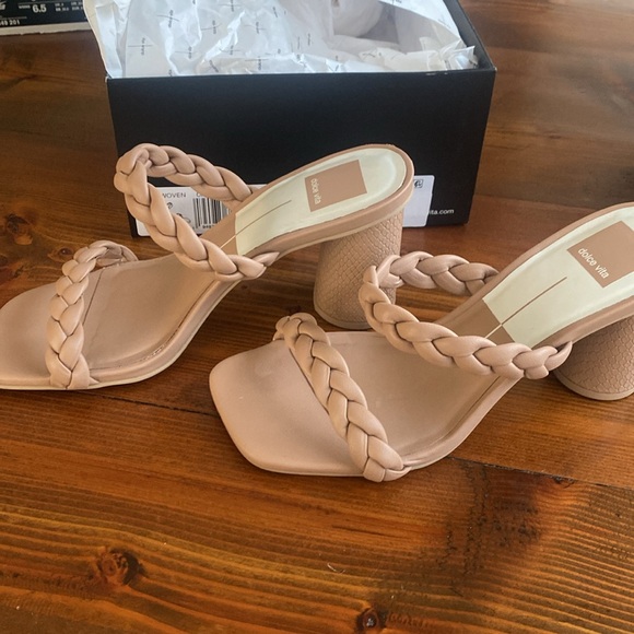 Dolce Vita Nairi Woven Sandal - Picture 3 of 6